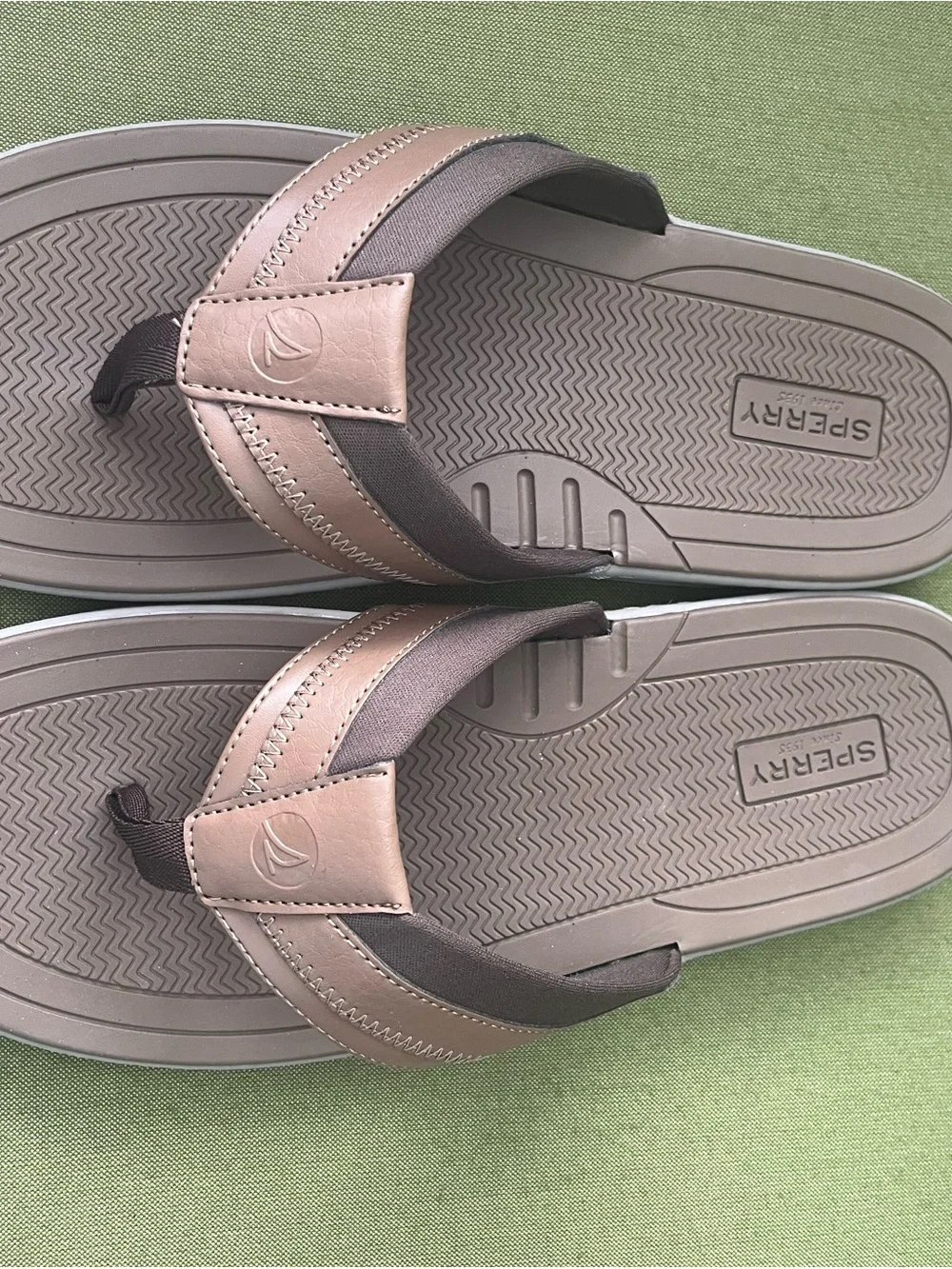 Sperry Dark Blue and Light Blue Branded Accessory Box